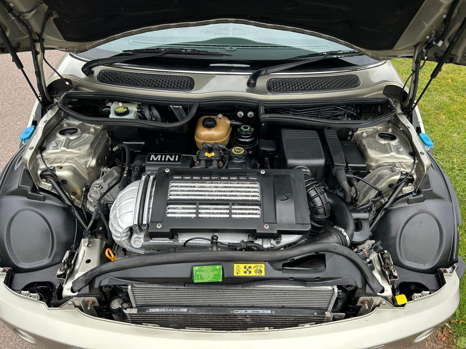 Used MINI Convertible 2008 for sale - 76218962: Photo 9