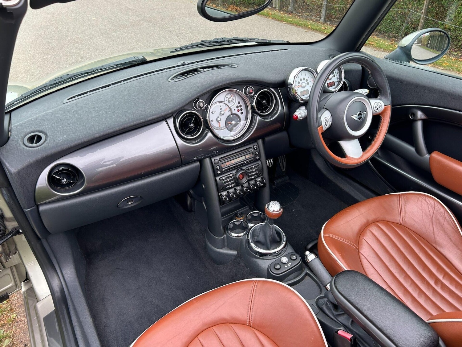 Used MINI Convertible 2008 for sale - 76985188: Photo 6