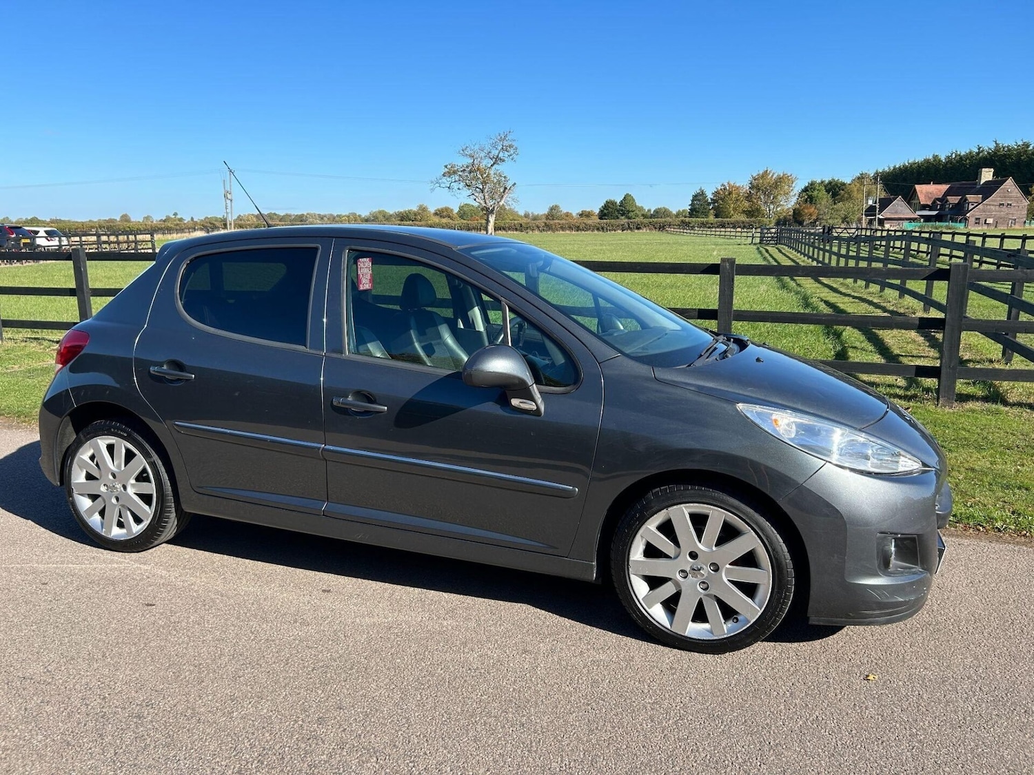 Used Peugeot 207 2012 for sale - 76192862: Photo 1