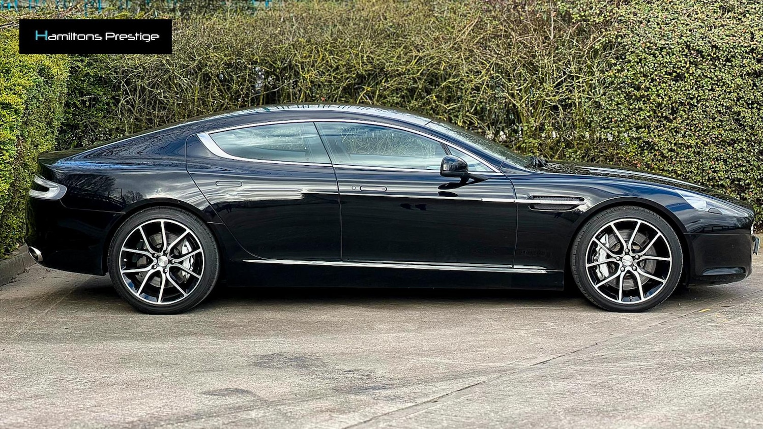Used Aston Martin Rapide 2011 for sale - 77840976: Photo 2