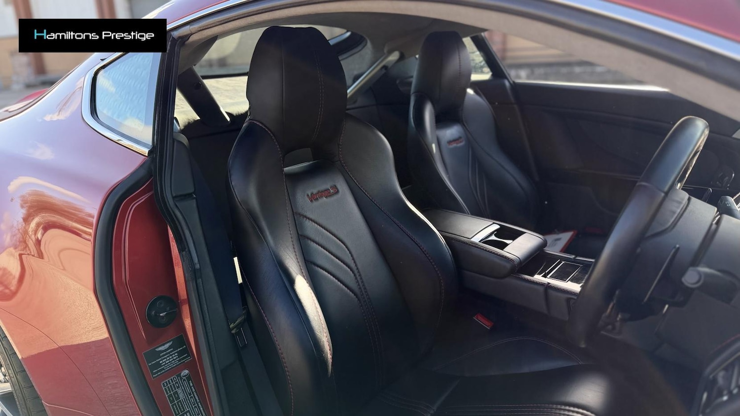 Used Aston Martin Vantage 2015 for sale - 77672848: Photo 37