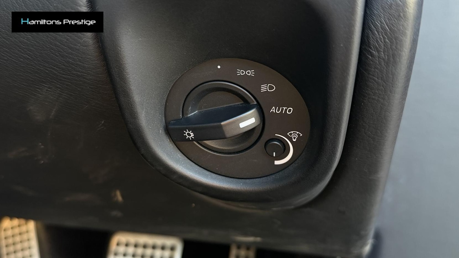 Used Aston Martin Vantage 2015 for sale - 77672848: Photo 41