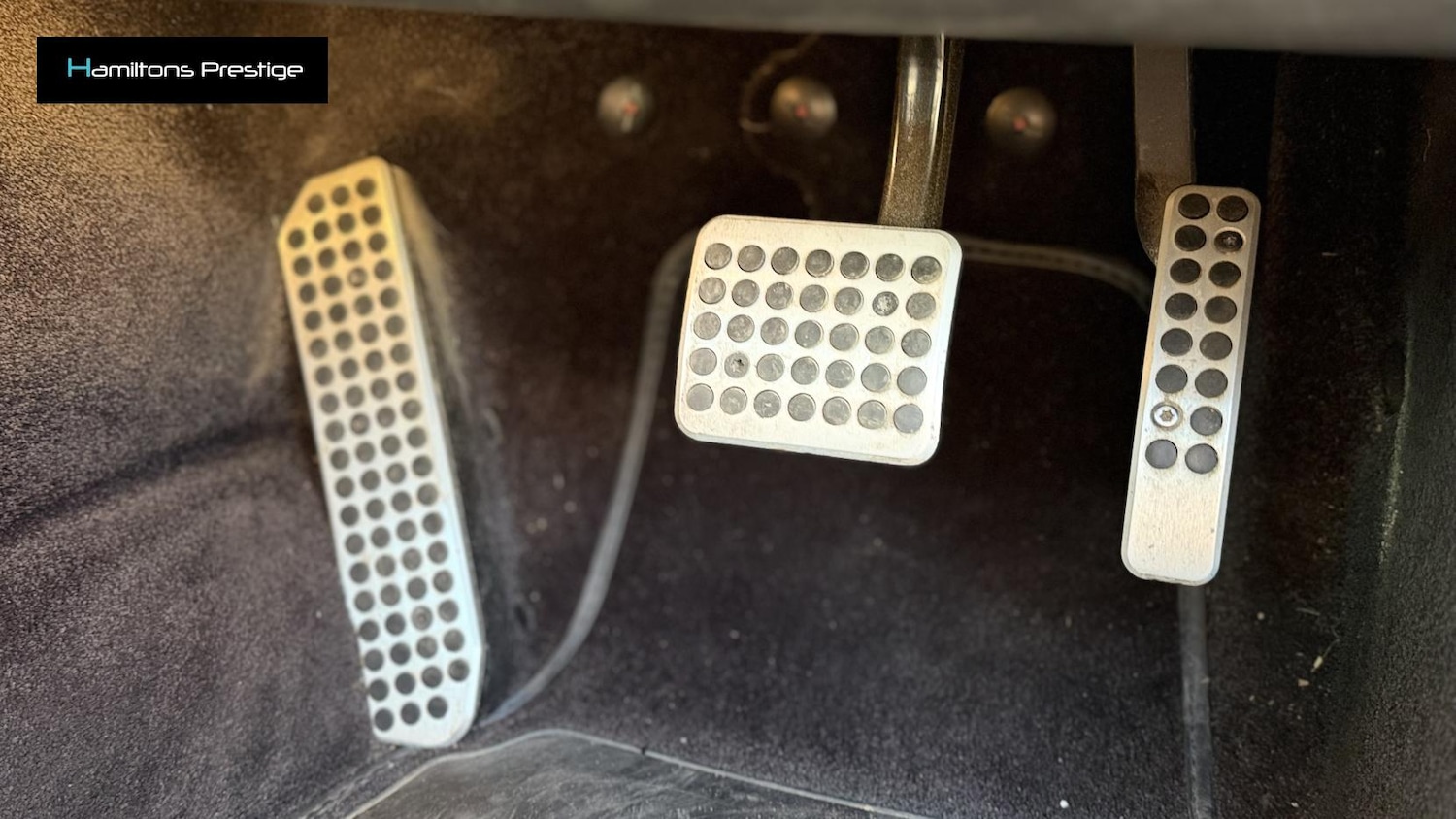 Used Aston Martin Vantage 2015 for sale - 77672848: Photo 42