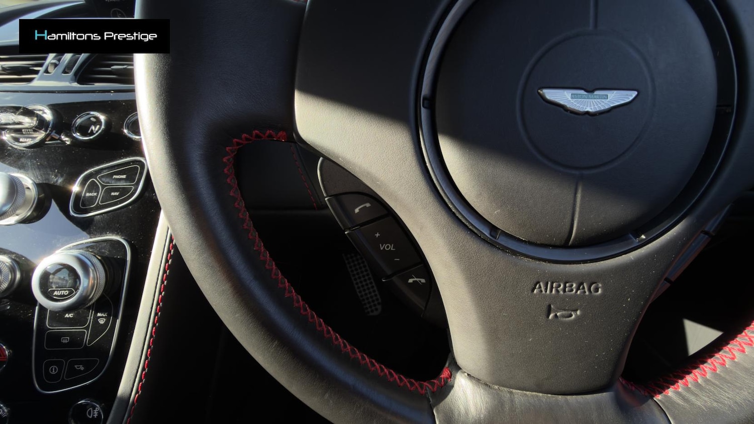 Used Aston Martin Vantage 2015 for sale - 77672848: Photo 54