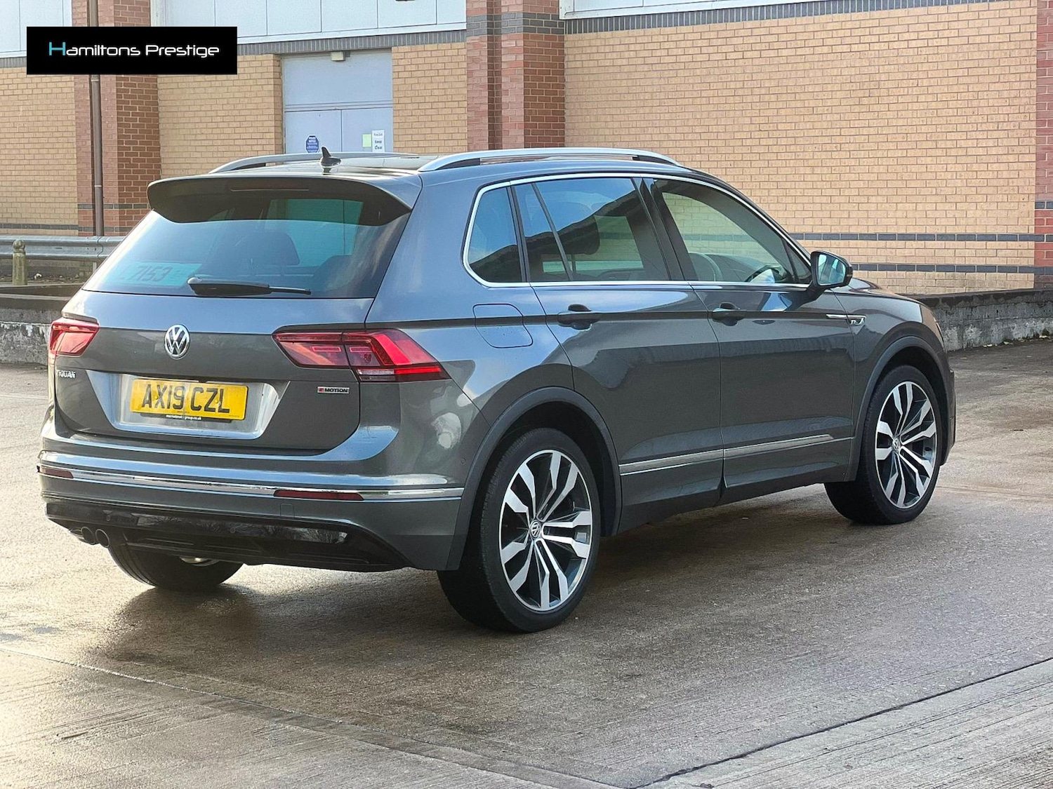 Used Volkswagen Tiguan 2019 for sale - 76885268: Photo 10