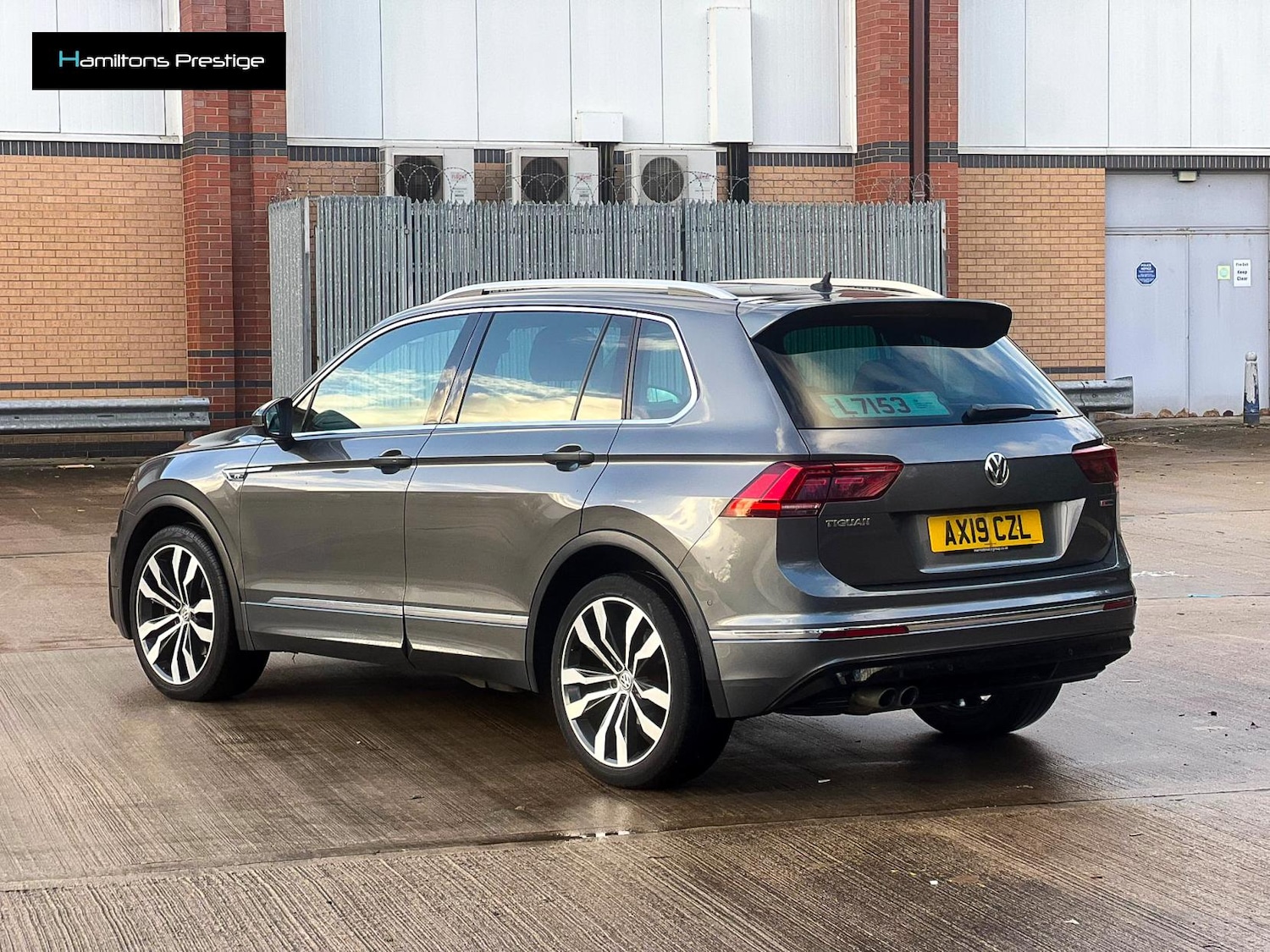 Used Volkswagen Tiguan 2019 for sale - 76885268: Photo 13