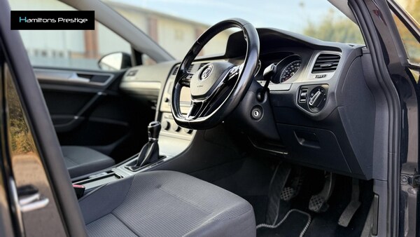 Used Volkswagen Golf 2015 for sale - 76177207: Photo 20