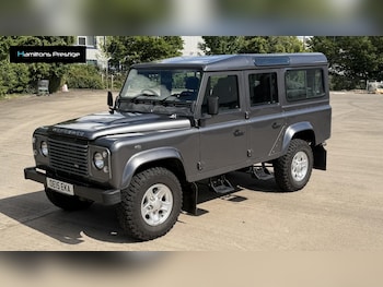 Used Land Rover Defender 110 2015 for sale - 79031955: Photo