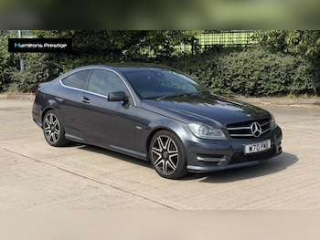 Used Mercedes-Benz C Class 2013 for sale - 79113669: Photo