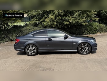 Used Mercedes-Benz C Class 2013 for sale - 79113669: Photo