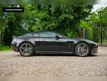 Used Aston Martin Vantage 2016 for sale - 79260955: Photo