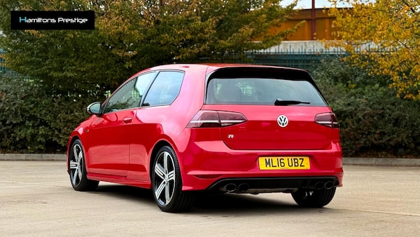 Used Volkswagen Golf 2016 for sale - 76213728: Photo 2