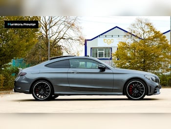 Used Mercedes-Benz C Class 2019 for sale - 76306122: Photo 3