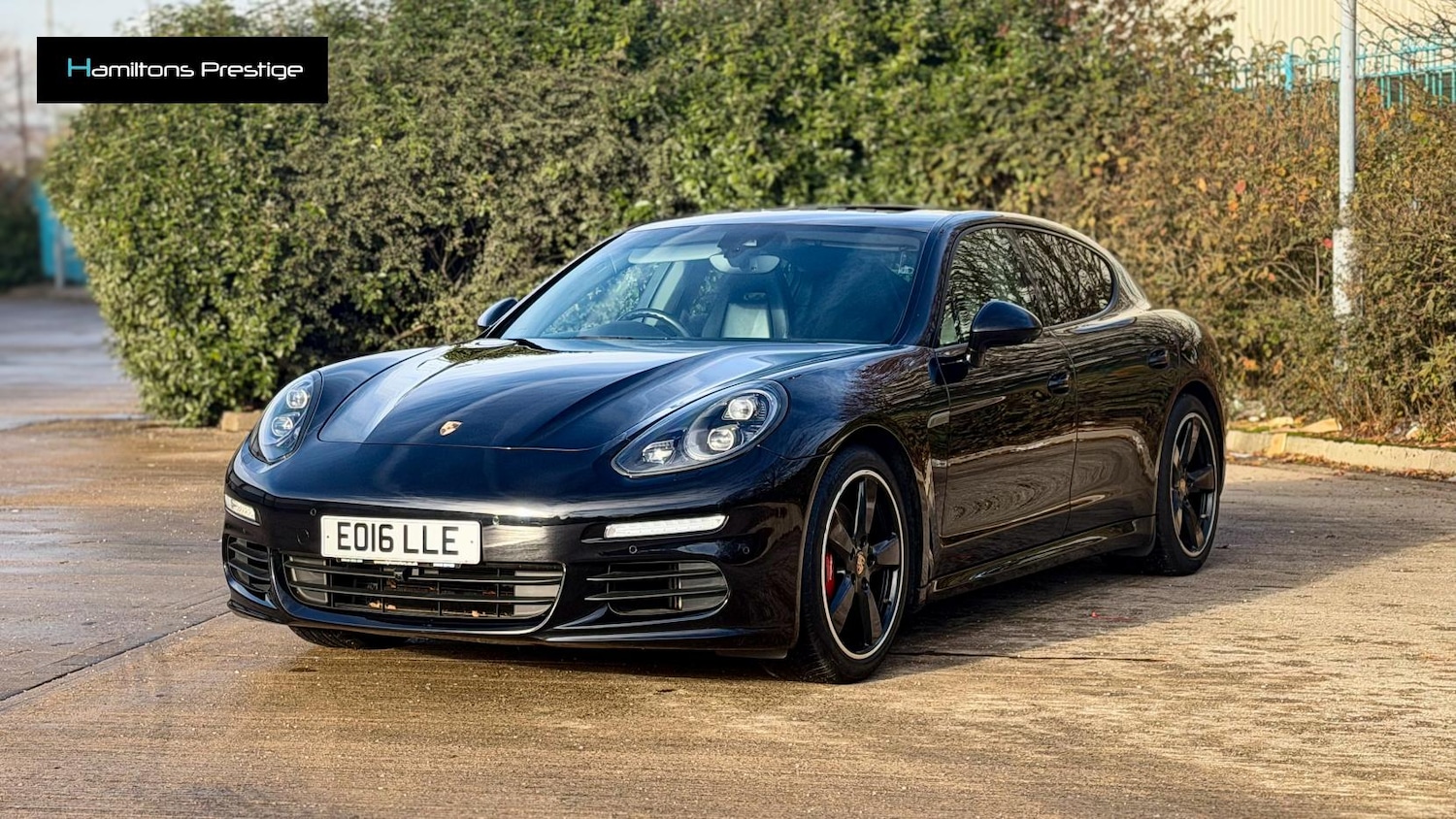 Used Porsche Panamera 2016 for sale - 76703941: Photo 2