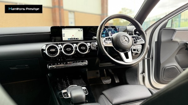 Used Mercedes-Benz A-Class 2018 for sale - 76012030: Photo 5