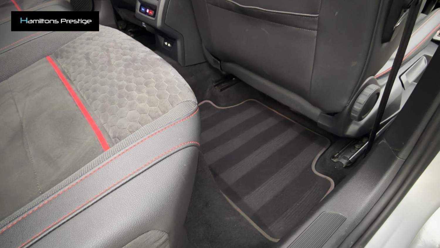 Used Volkswagen Golf 2021 for sale - 76922275: Photo 44