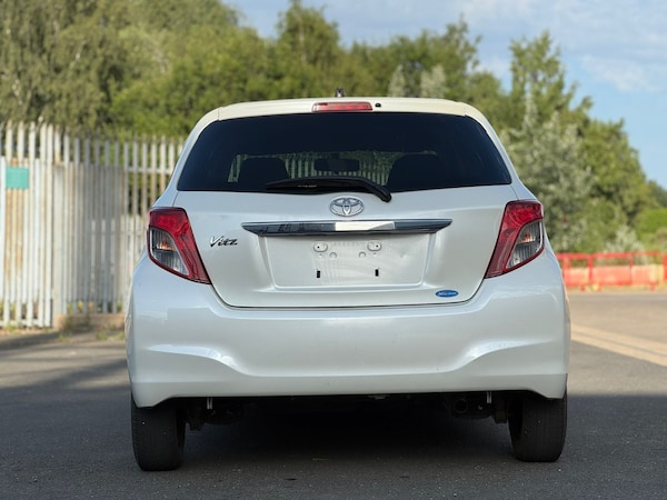 Used Toyota Yaris for sale - 75039396: Photo 11