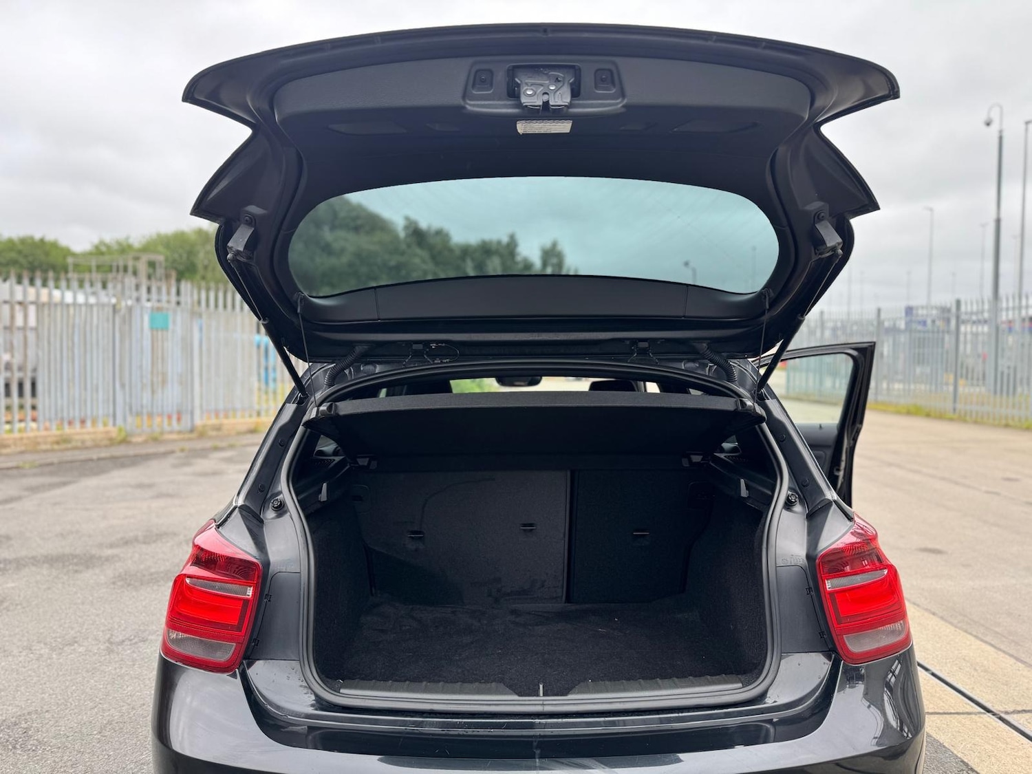 Vehicle 28