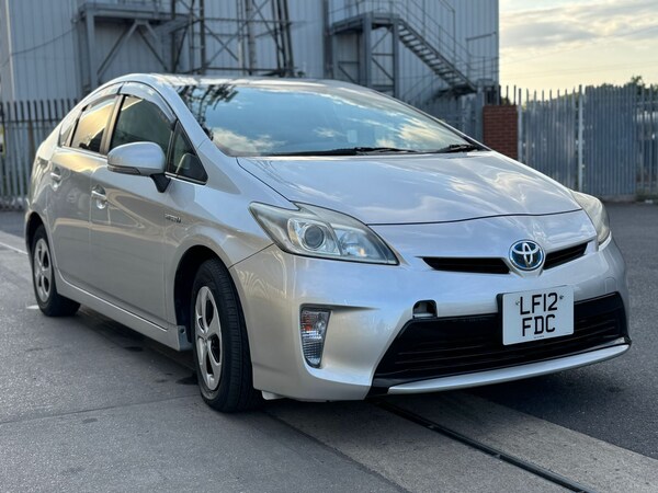 Used Toyota Prius 2025 for sale - 75038829: Photo 4