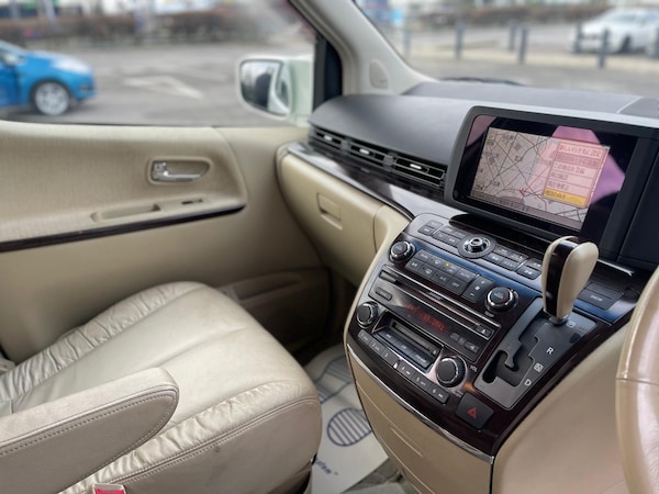 Used Nissan Elgrand for sale - 75034889: Photo 12
