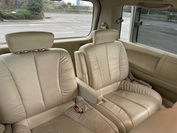 Used Nissan Elgrand for sale - 75034889: Photo 28