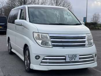 Used Nissan Elgrand 2006 for sale - 75034889: Photo
