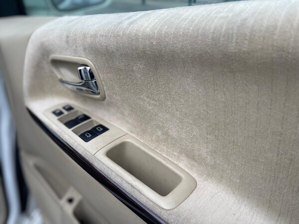 Used Nissan Elgrand for sale - 75034889: Photo 30
