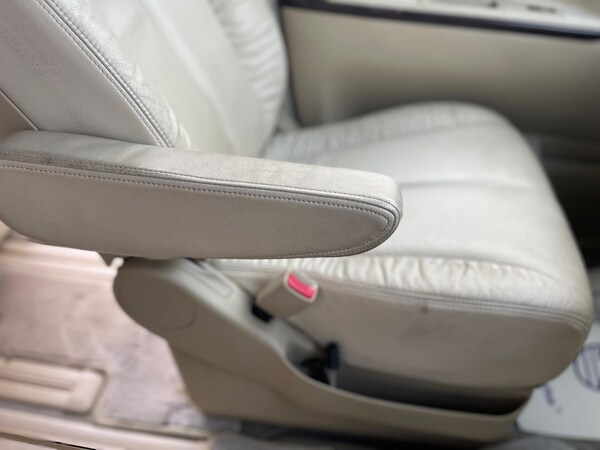 Used Nissan Elgrand for sale - 75034889: Photo 33