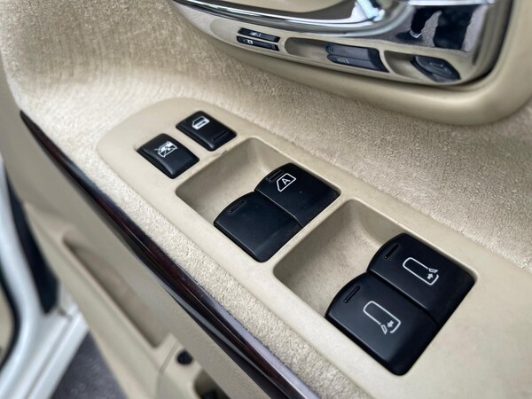 Used Nissan Elgrand for sale - 75034889: Photo 34