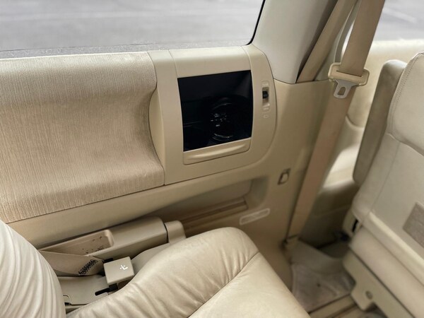 Used Nissan Elgrand for sale - 75034889: Photo 50