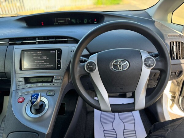 Used Toyota Prius for sale - 75038342: Photo 11
