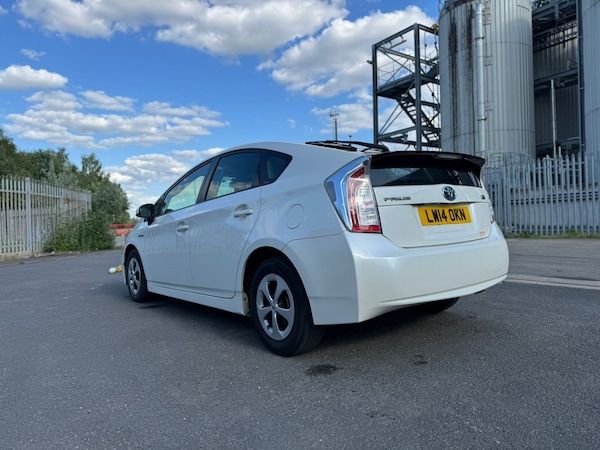 Used Toyota Prius for sale - 75038342: Photo 1