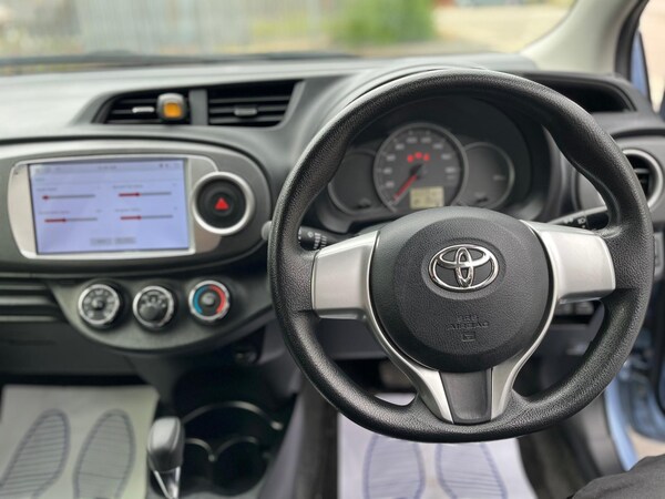 Used Toyota Yaris for sale - 75038918: Photo 16