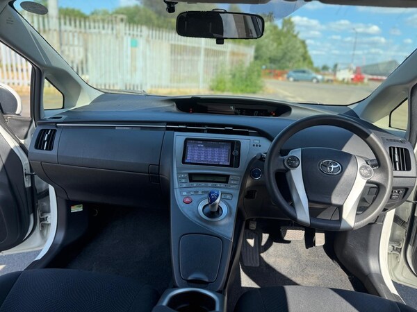 Used Toyota Prius 2025 for sale - 75038254: Photo 16