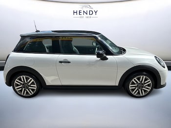 Used MINI Cooper 2025 for sale - 79199299: Photo