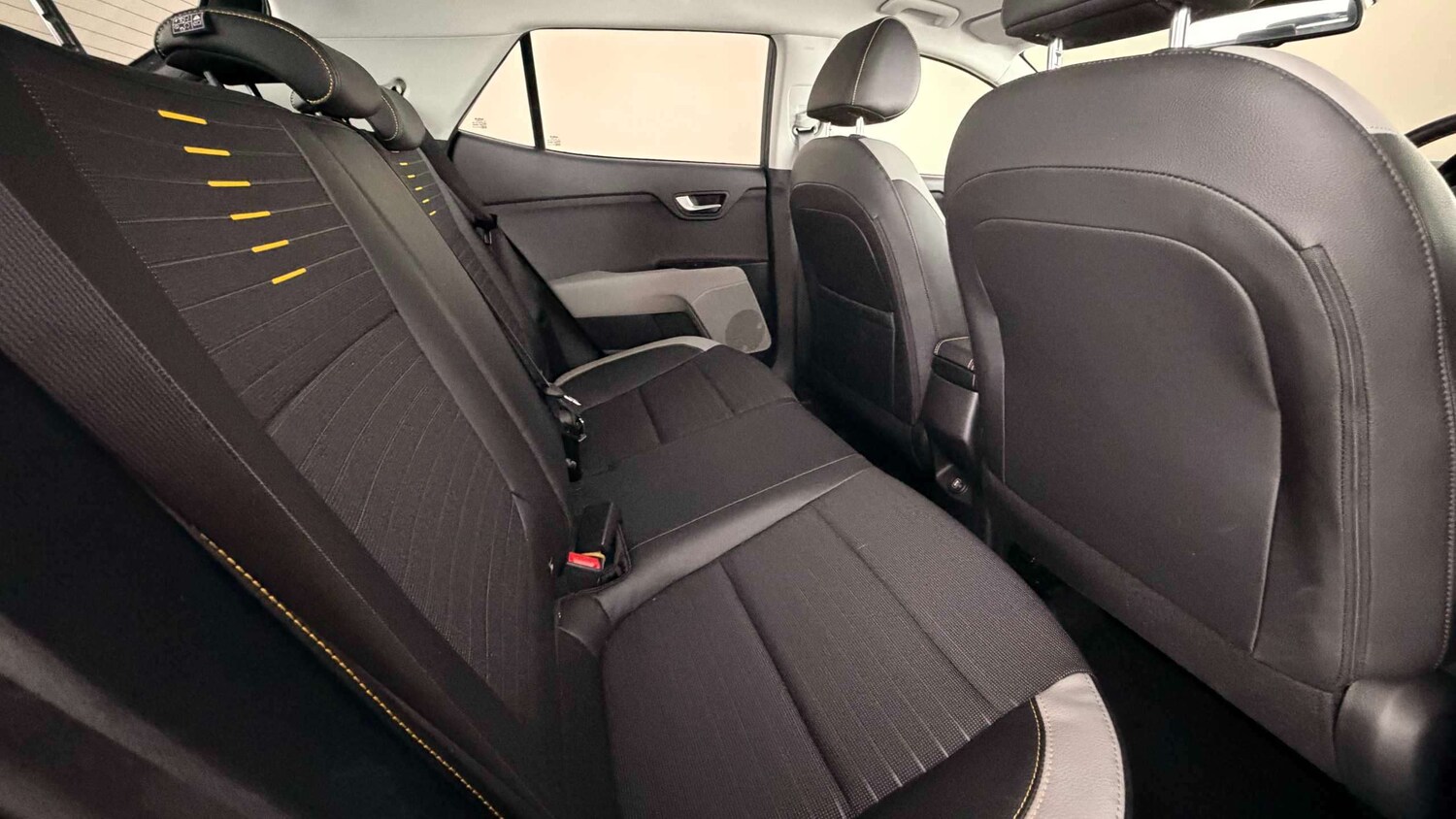 Used Kia Stonic for sale - 77862353: Photo 22