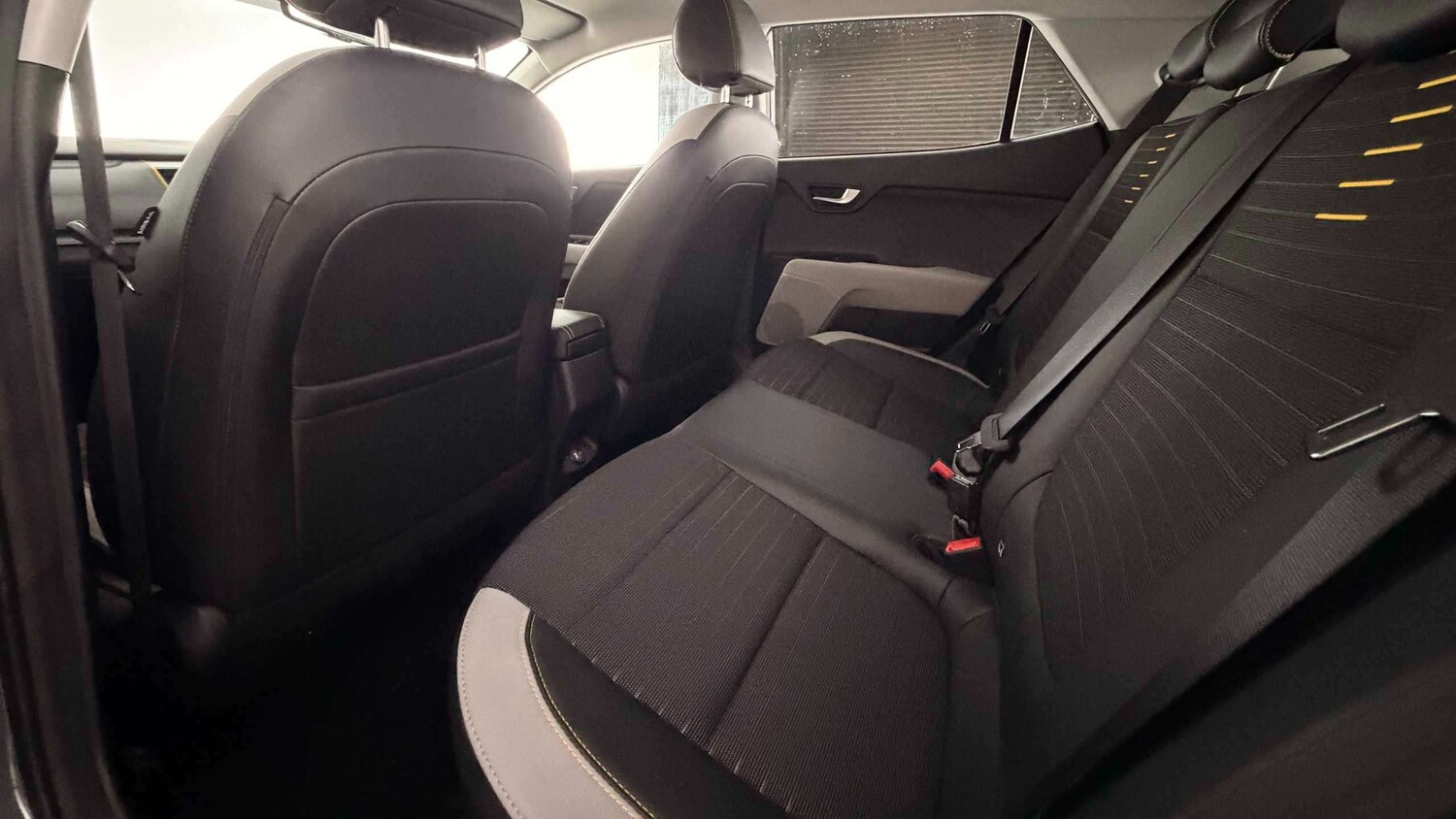 Used Kia Stonic for sale - 77862353: Photo 23