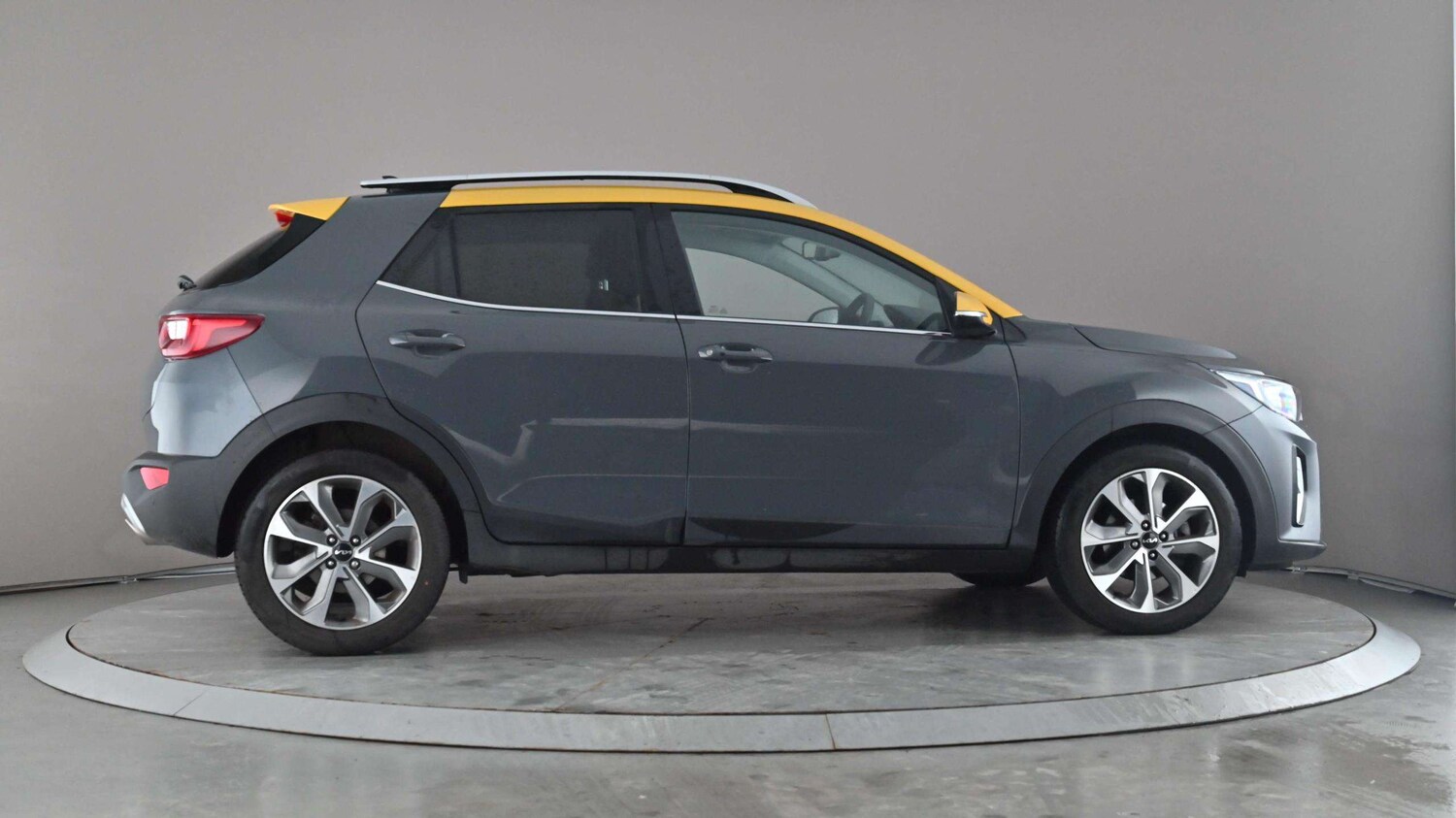 Used Kia Stonic for sale - 77862353: Photo 8