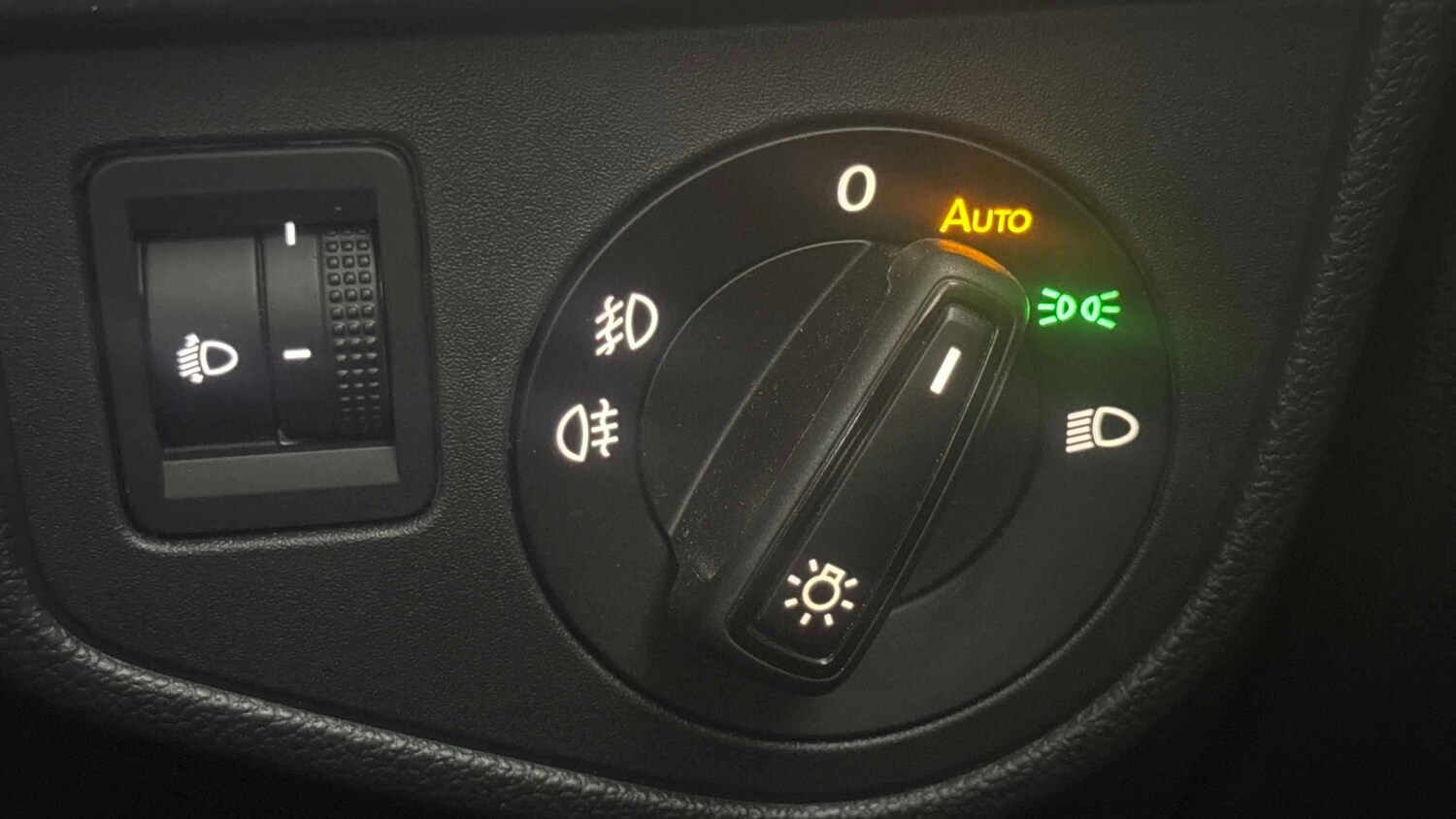 Used Volkswagen Taigo for sale - 77862042: Photo 20