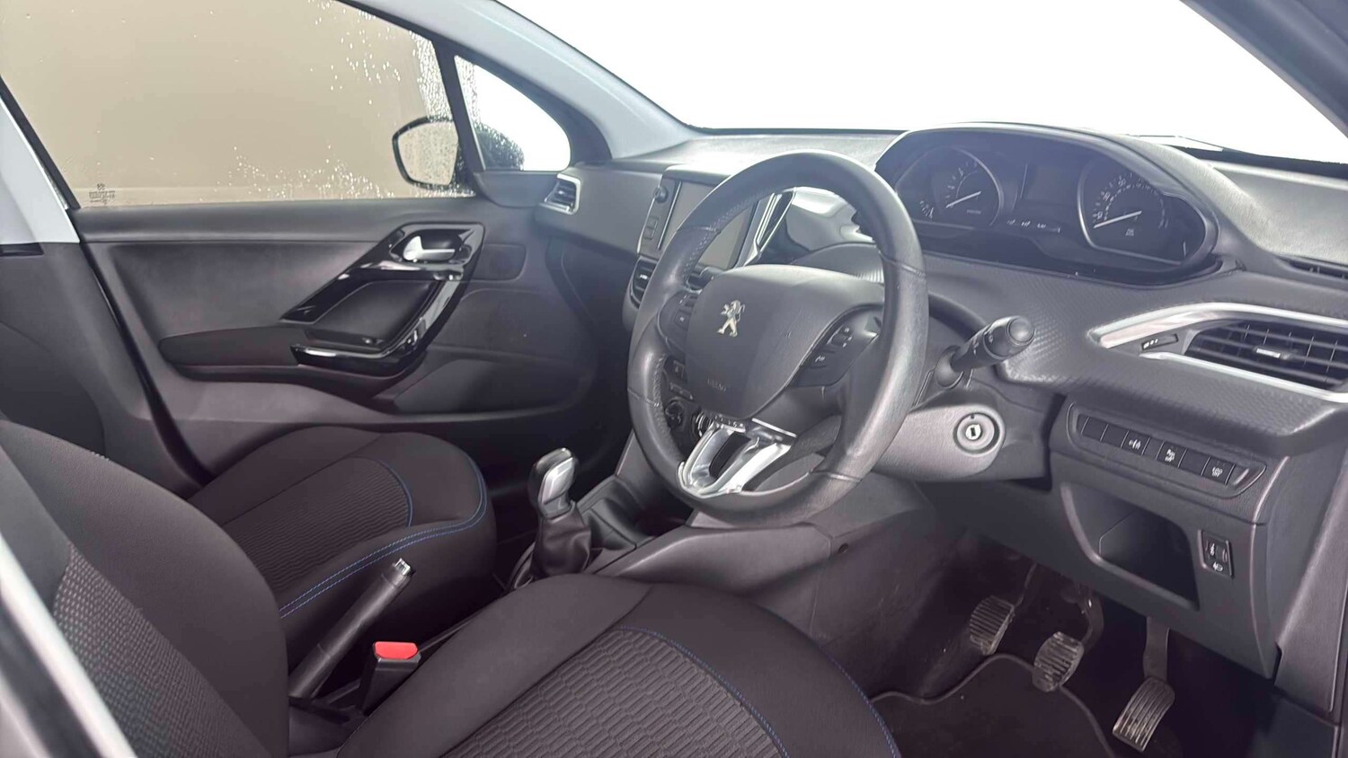 Used Peugeot 208 2018 for sale - 78187960: Photo 10