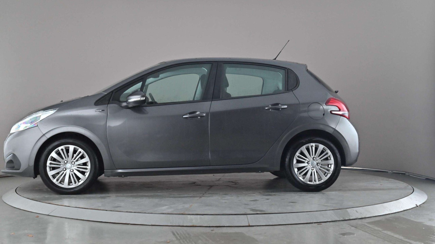 Used Peugeot 208 2018 for sale - 78187960: Photo 4