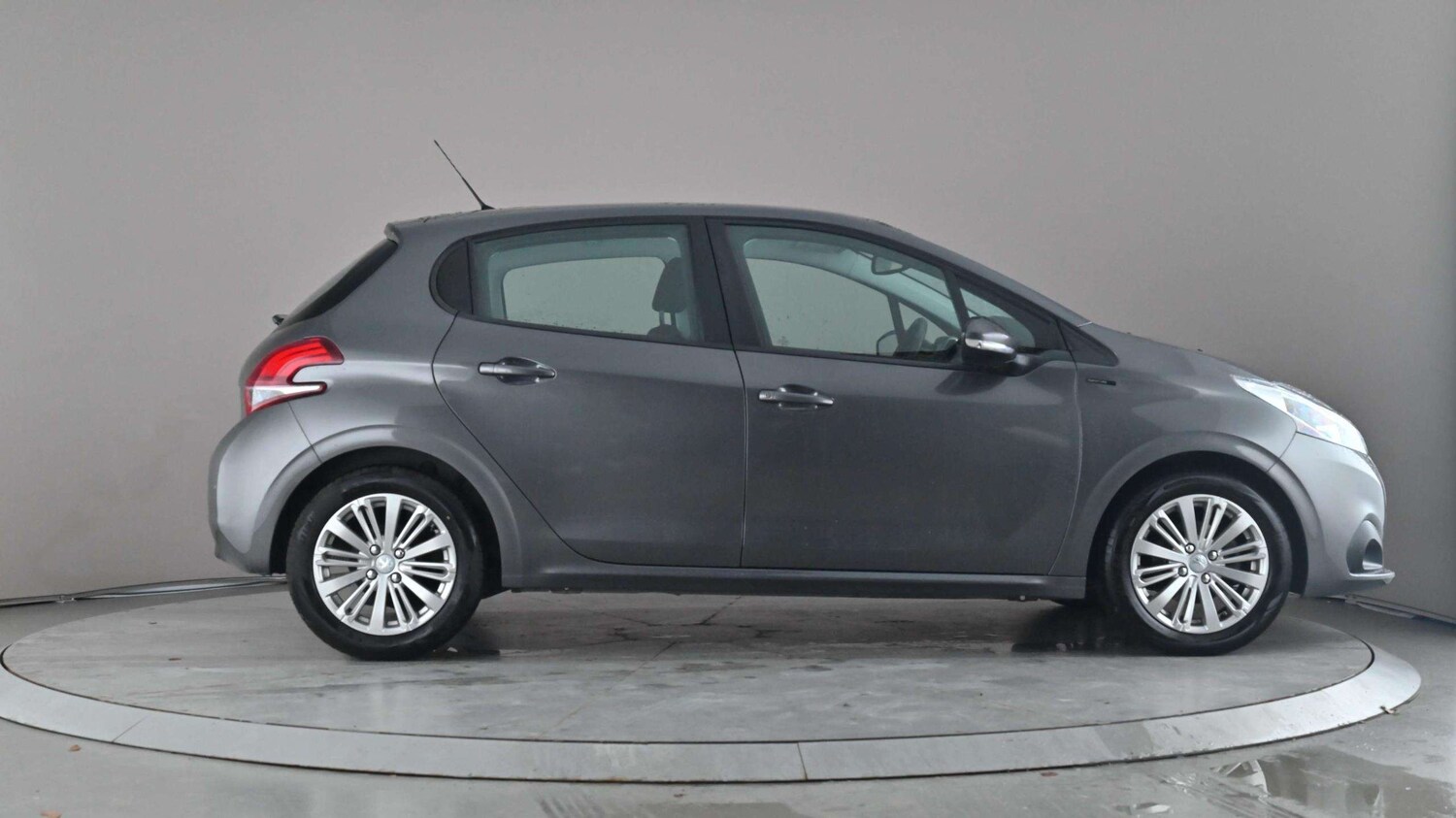 Used Peugeot 208 2018 for sale - 78187960: Photo 8