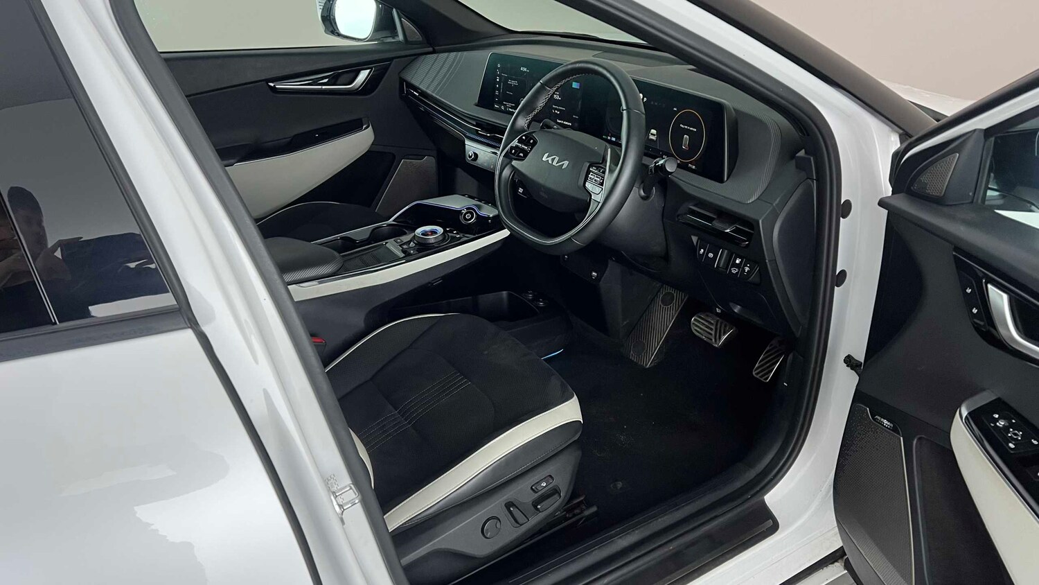 Used Kia EV6 for sale - 77859488: Photo 11