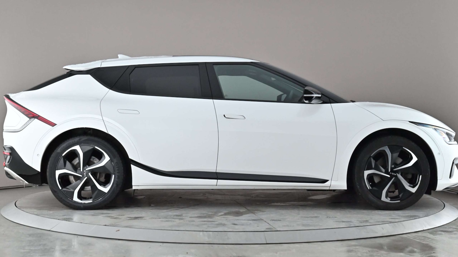 Used Kia EV6 for sale - 77859488: Photo 2