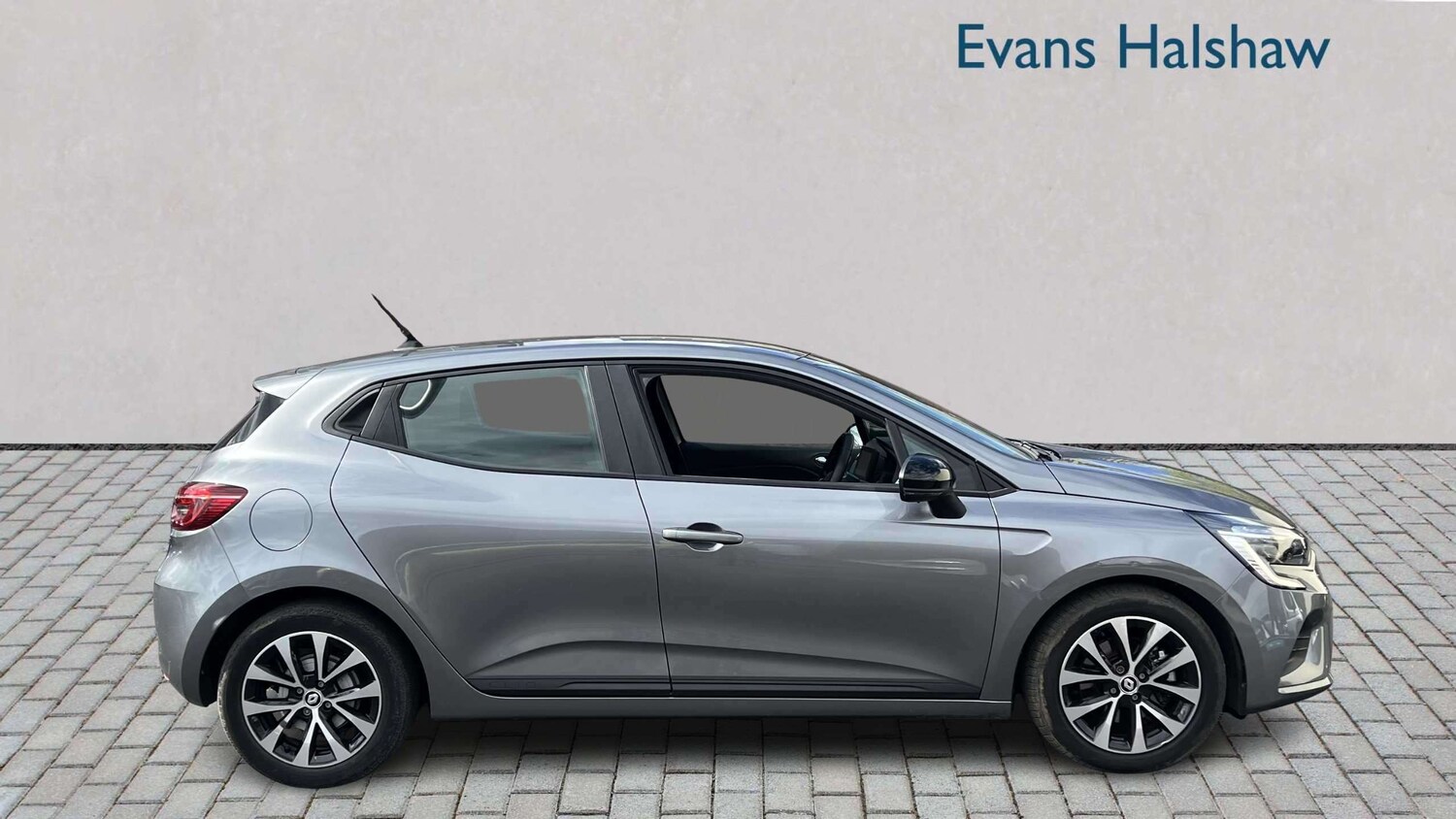 Used Renault Clio 2023 for sale - 78089515: Photo 6