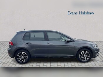 Used Volkswagen Golf 2019 for sale - 77856746: Photo