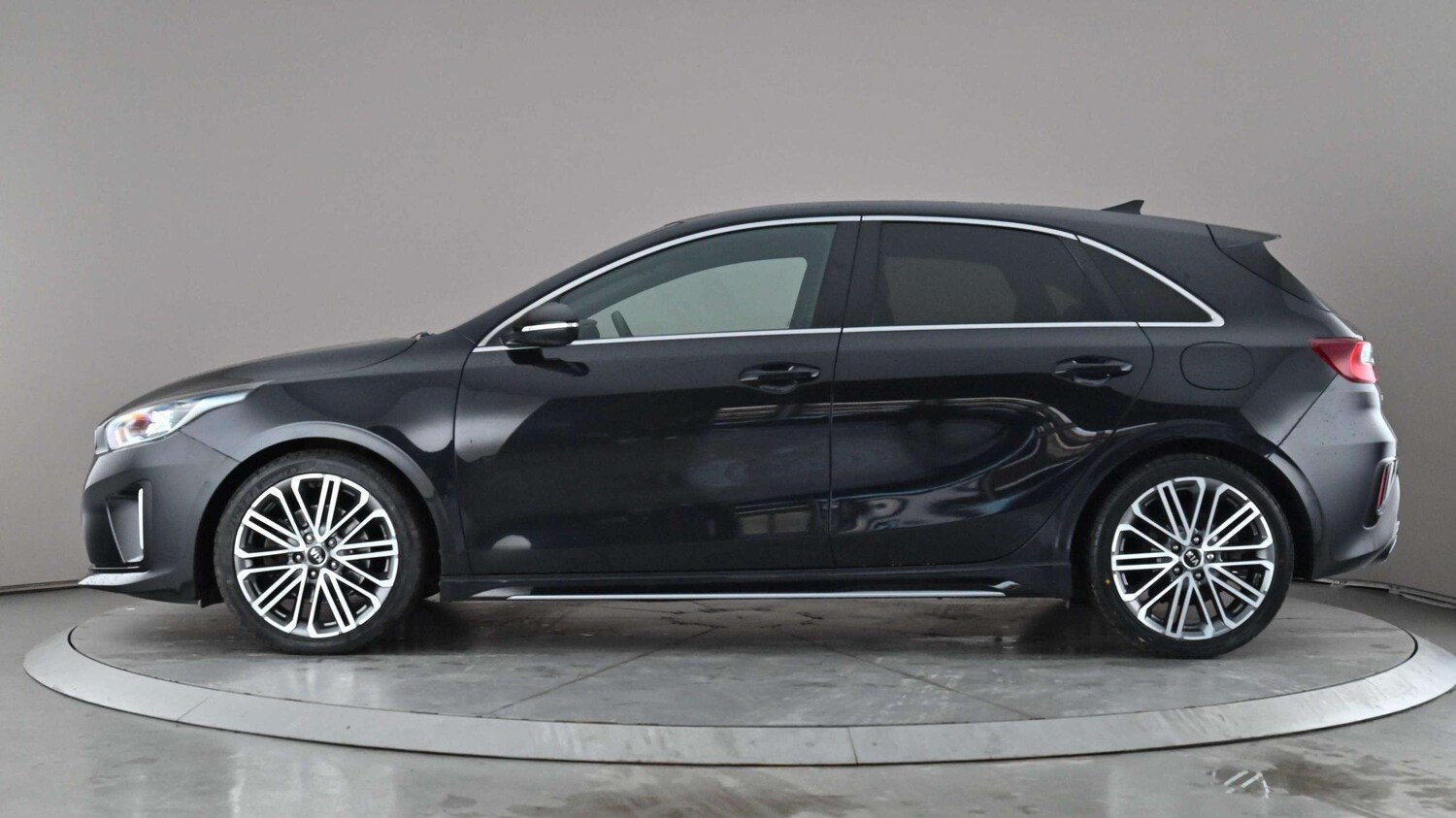 Used Kia Ceed for sale - 77858729: Photo 5