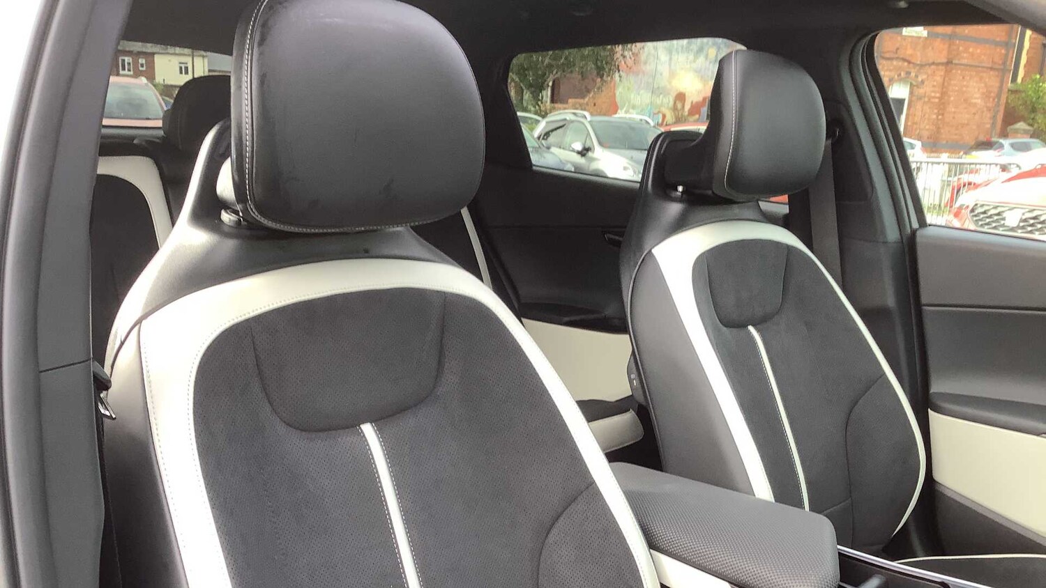 Used Kia EV6 2024 for sale - 78060183: Photo 10