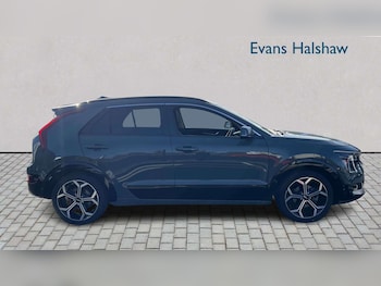 Used Kia Niro 2023 for sale - 77886162: Photo