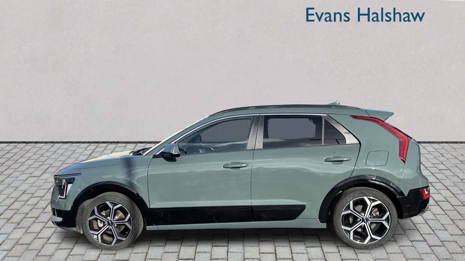 Used Kia Niro 2023 for sale - 77886162: Photo 4